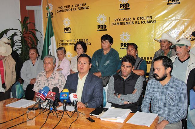 Caso de Mireles y autodefensas detenidos, representa el retroceso más grave del autoritarismo: PRD.