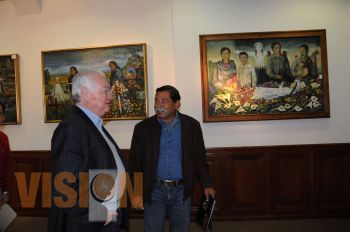 Expone Juan Torres arte michoacano