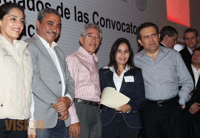 Entregan 8.6 millones de pesos para proyectos productivos