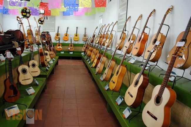 Feria Nacional de la Guitarra