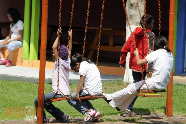 DIF Michoacán impulsa la adopción en niños mayores. 