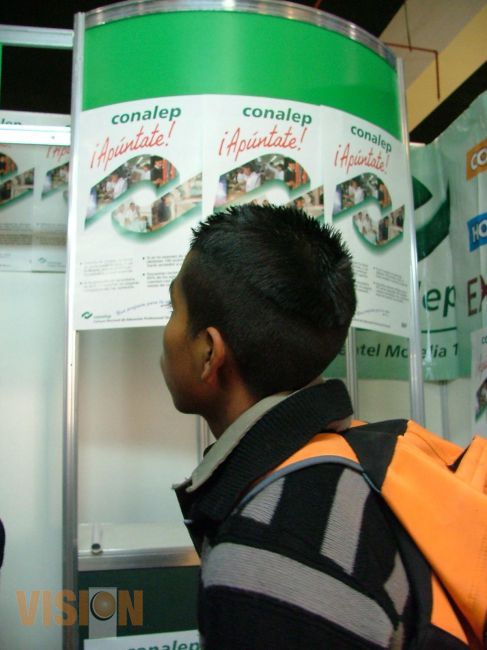 Conalep abre tercera etapa de entrega de fichas.