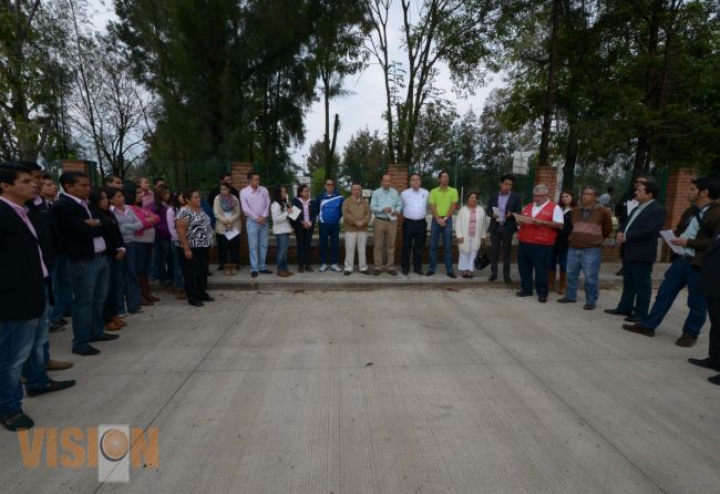 Supervisan obras en la colonia indeco.