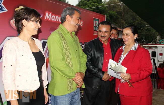 Aldo Macías reconoce labor de las secretarias de la administración municipal