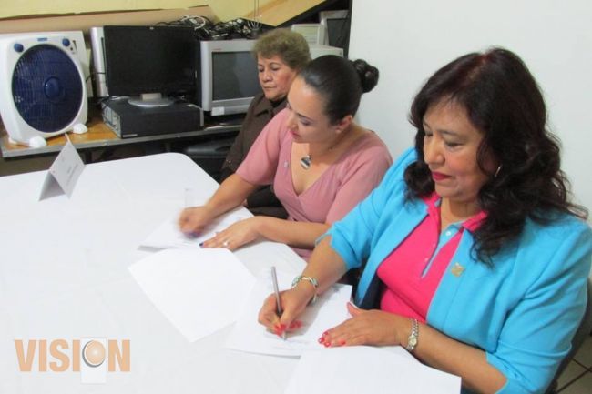 IMUMO firma convenio con la asociación Amores.