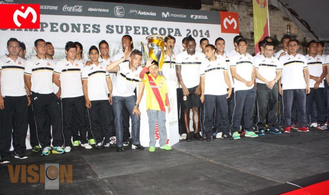 Monarcas festejó con su afición, el campeonato de Supercopa MX.