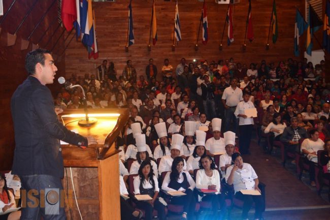 Concluyen cursos en plantel ICATUR.