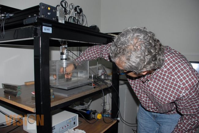 Investigador nicolaita buscará implementar tecnología en tuberías de PEMEX