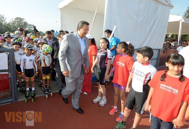Inaugura Presidente Municipal Campeonato Nacional de patines sobre ruedas