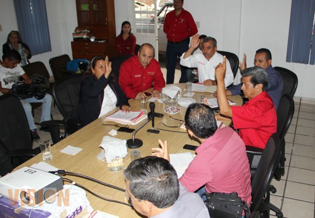Ayuntamiento de Uruapan aprobó cuenta pública del primer semestre del 2014