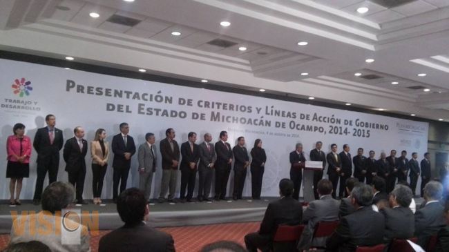 Presenta el Gobernador del Estado los criterios y lineas de acción del Gobierno para el 2014-2015.