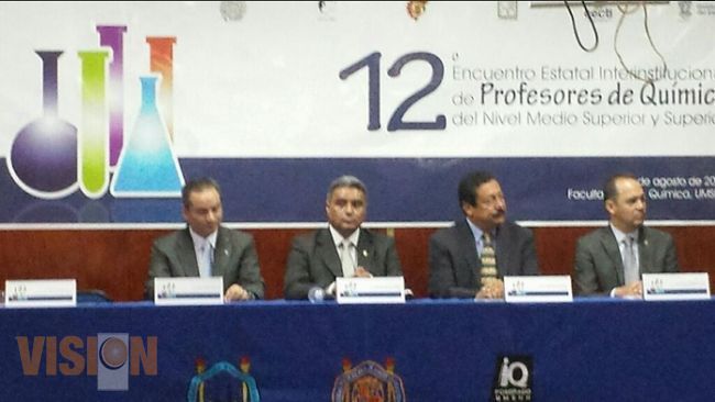 Se reúnen profesores en el 12° Encuentro Estatal de Química 