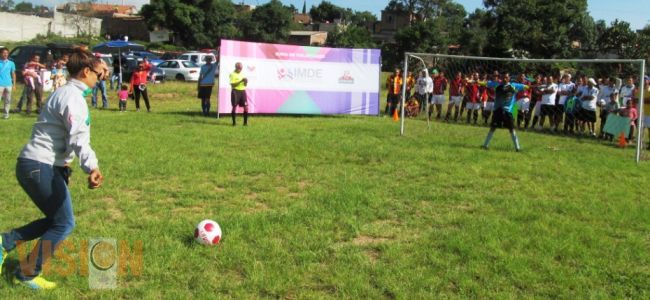 IMDE dio inicio a liga de futbol de Santiago Undameo.