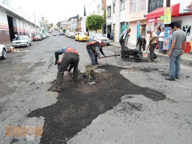 Ayuntamiento de Morelia repara 134 vialidades como parte de bacheo