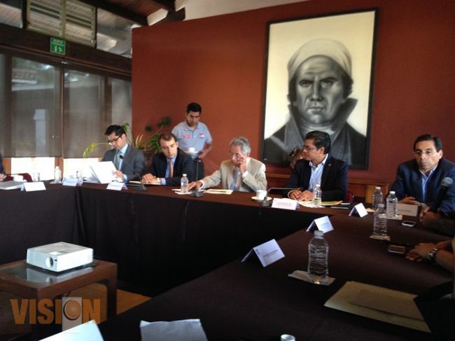 Analizan Gobernador y Diputados, tema de Isla de la Palma