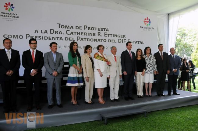 El DIF es solidaridad y ha de ser reflejo de una sociedad que quiere vivir con igualdad y dignidad.