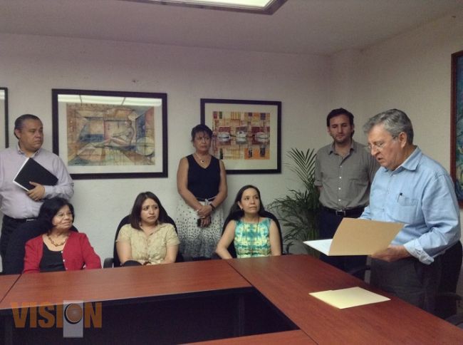Relevan a un Asesor y jefa del departamento de Atención a la Diversidad Cultural en Secum
