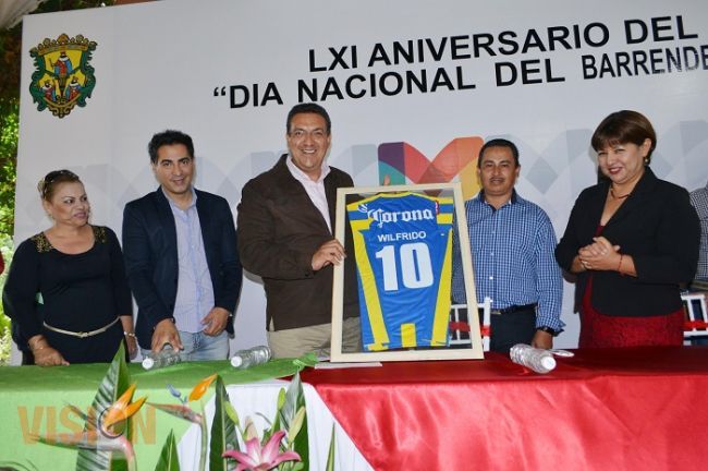Reconoce Ayuntamiento de Morelia labor del barrendero 