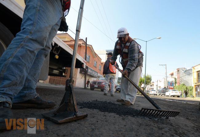 Bachea Ayuntamiento de Morelia 111 vialidades en una semana.