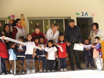 Inaugura IIFEEM obra educativa en Pajacuarán