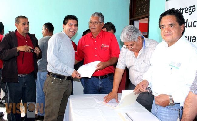 Gobierno municipal y SEDRU entregan 11 mdp en maquinaria a productores agrícolas