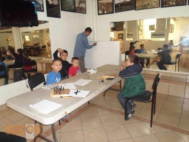 Cumplen expectativas los cursos de verano, informa Guerrero Ruiz
