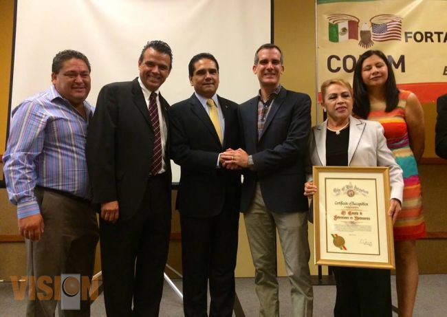 Acude Silvano a importantes encuentros con migrantes michoacanos en California