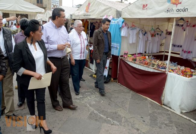 Morelia apoya a Cherán en muestra artesanal y cultural