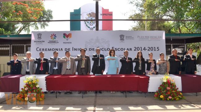 Arranca ciclo escolar 2014-2015 en Morelia.