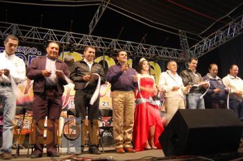 Anoche fue inaugurada la Expo Zinapécuaro
