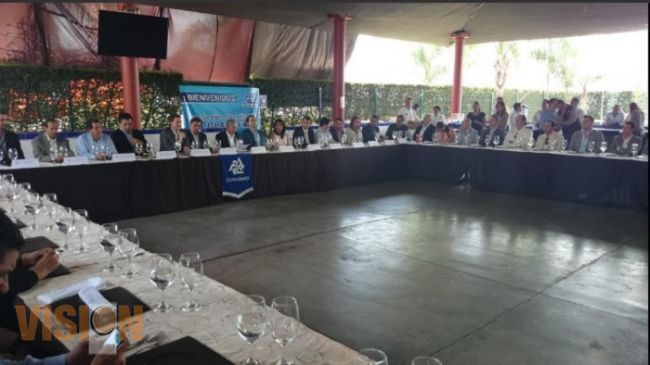 Se reúne el Presidente del Instituto Nacional del Emprendedor con Coparmex Zamora