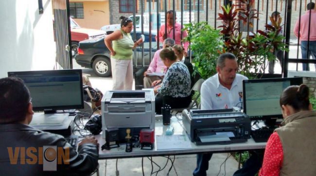 Llega ventanilla única móvil a la colonia Guadalupe. 