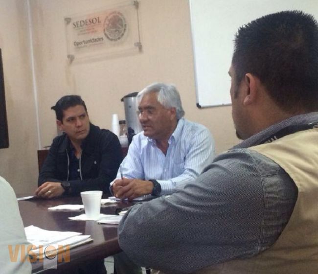 Programa Oportunidades, permite el desarrollo de las familias michoacanas: Ernesto Núñez