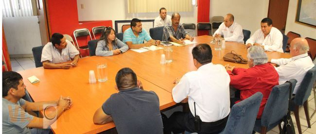 Se suman recolectores de basura por cooperación a no recoger utensilios infecciosos de particulares