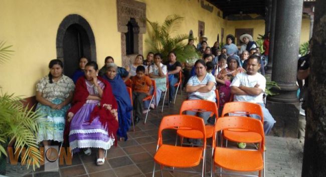 Casart entrega más de 2 mdp en créditos a artesanos.