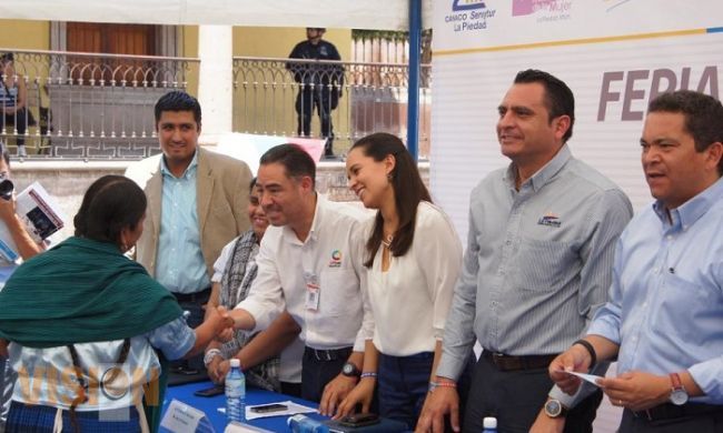 Más de un millón de pesos entregaron Sí Financia, Segob, Semujer y Sepsol
