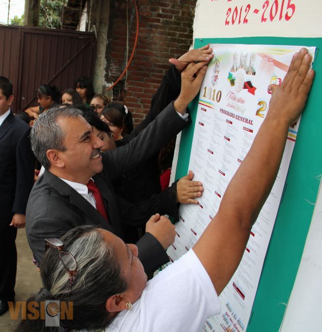Por primera vez fijan programa patrio en colonias de Uruapan