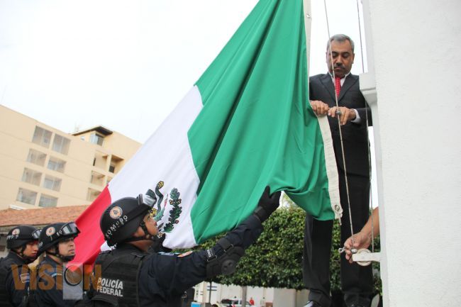 Aldo Macías invita a disfrutar las fiestas patrias con alegría y armonía