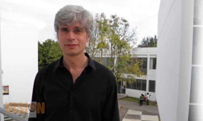 Necesaria la formación de profesionistas multifuncionales: Oliver Koslarek