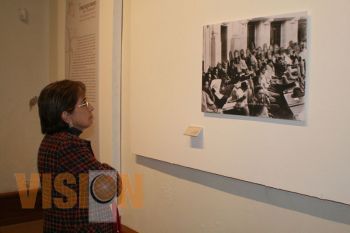 Exposición Fotográfica Testimonios de Una Guerra