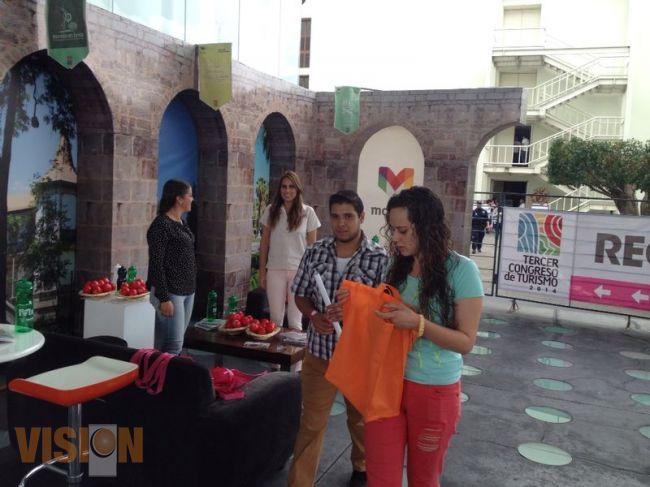 Promueven a Morelia en el Tercer Congreso de Turismo de Zamora.