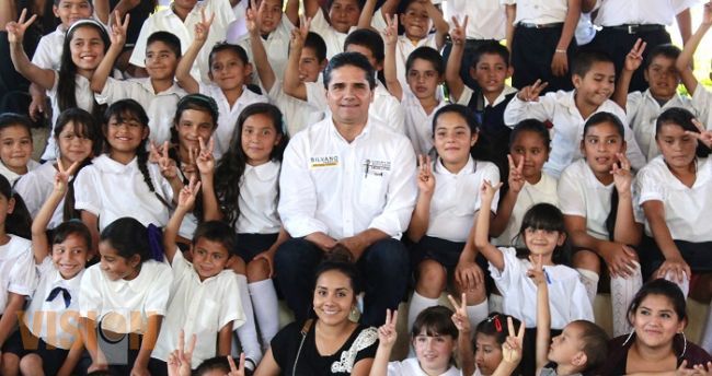 Alarmante que la violencia sea la tercera causa de muerte entre los jóvenes: Silvano Aureoles
