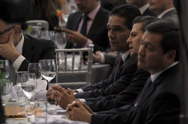 Destaca participación de Silvano Aureoles con los 300 líderes más influyentes en México