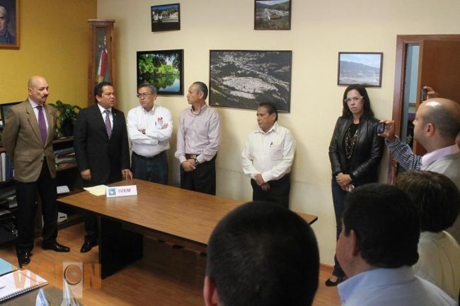 Entrega Jaime Darío Oseguera, nombramiento a Jaime Tejeda como nuevo director general del IVEM