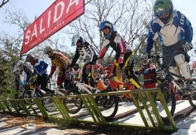 IMDE albergará copa nacional de BMX en el bosque Cuauhtémoc.