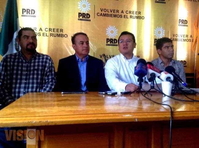 En Michoacán hace falta un gobernador formal, no alguien encubierto en la sombra de otros actores.