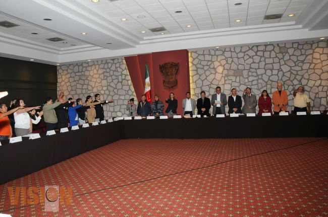Toman protesta a nuevos miembros del Consejo Estatal de Ecología.