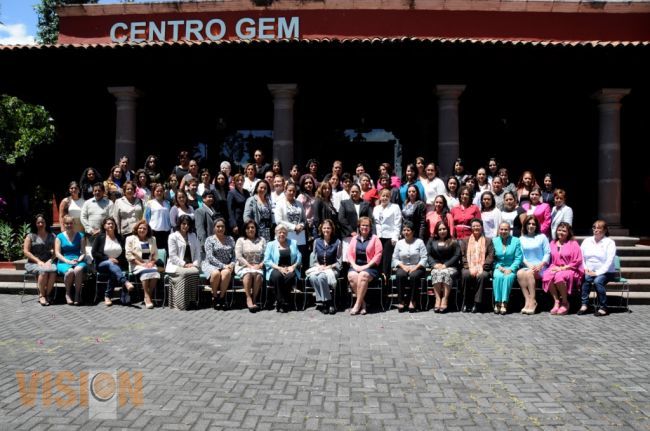 Construiremos el programa 2015 del DIF a partir de necesidades de Municipios: Catherine Ettinger.