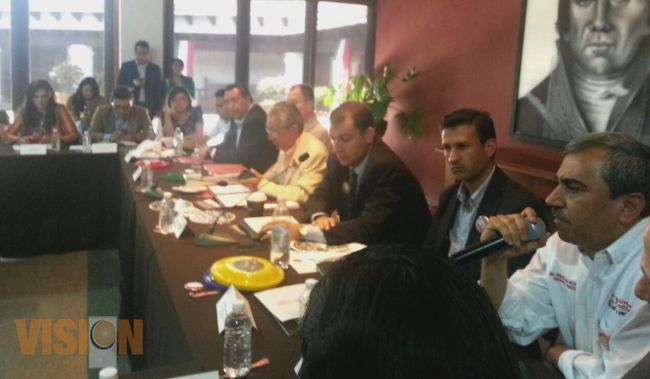 Gobierno Estatal y de Uruapan respaldan de manera decidida campaña “Haz Barrio”