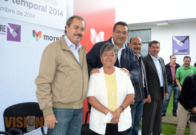 Entregan recursos del programa de empleo temporal.